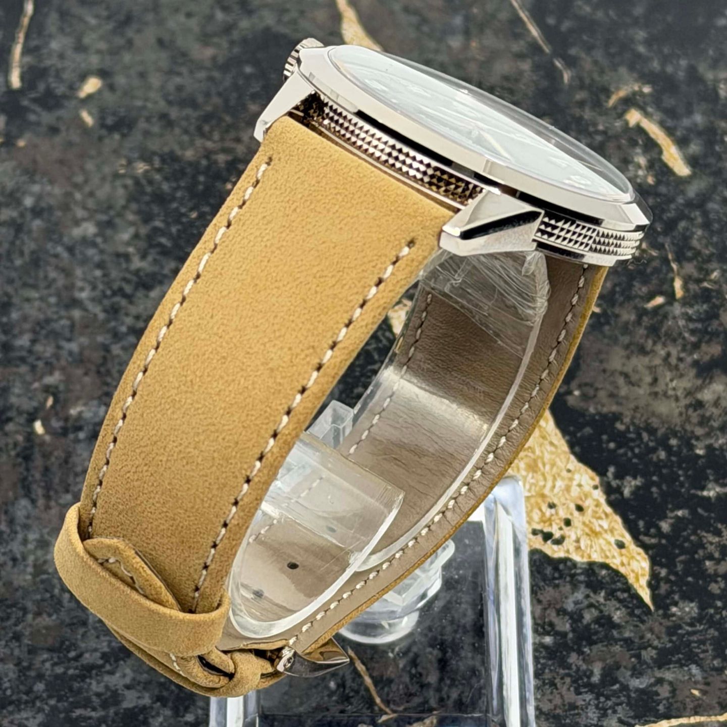 Patek Philippe Calatrava 5226G-001 - (8/8)
