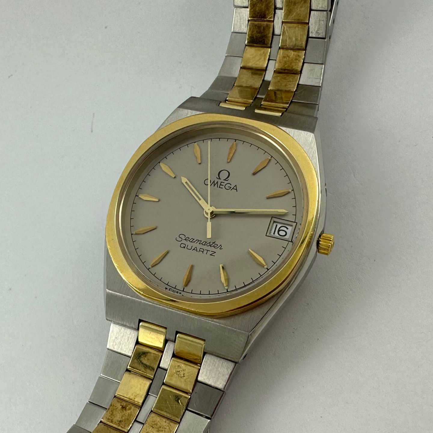 Omega Seamaster - (Unknown (random serial)) - Silver dial 33 mm Gold/Steel case (4/7)