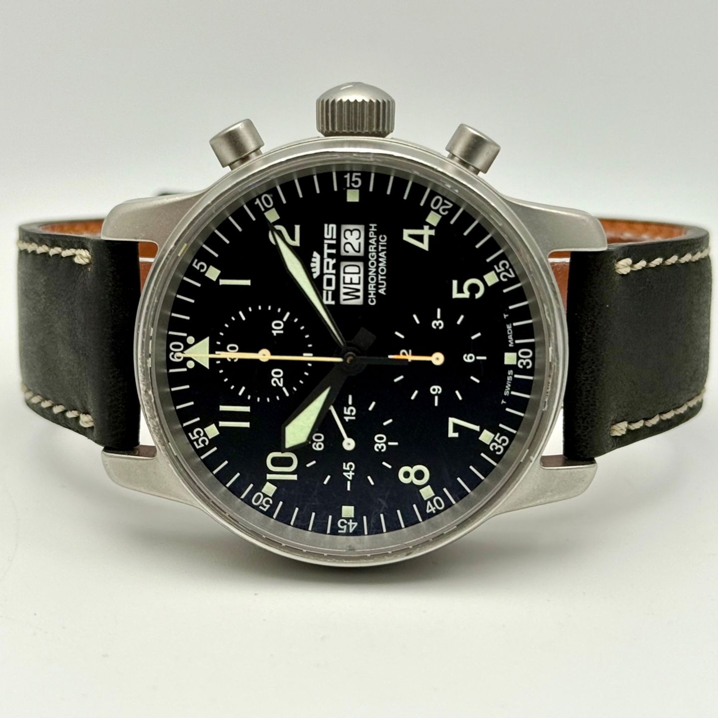 Fortis Flieger 597.10.141.1 (Unknown (random serial)) - Black dial 42 mm Steel case (2/8)