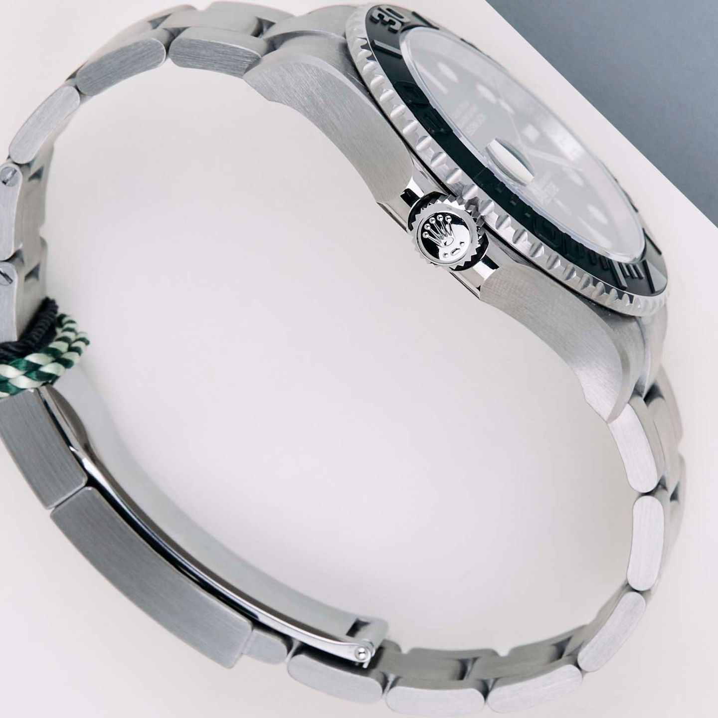 Rolex Yacht-Master 42 226627 (2026) - Black dial 42 mm Titanium case (7/8)