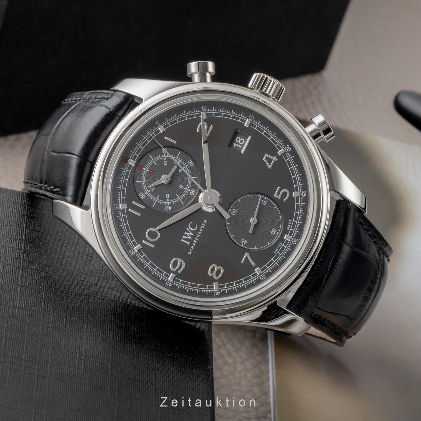 IWC Portuguese Chronograph IW390404 - (2/8)