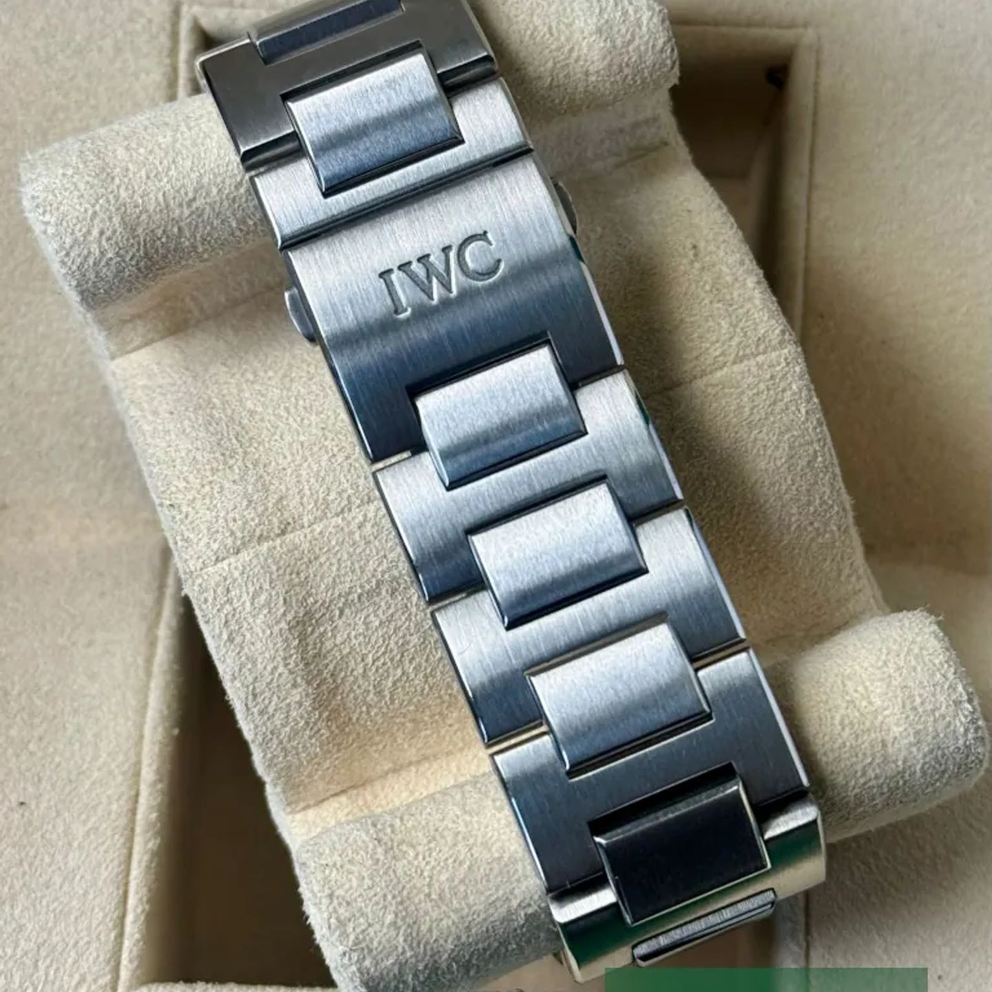 IWC Ingenieur Automatic IW323909 (2015) - Blue dial 40 mm Steel case (6/7)