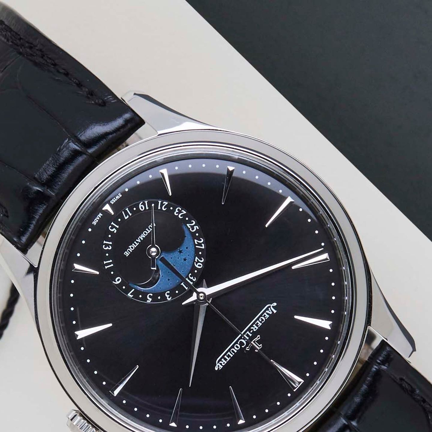 Jaeger-LeCoultre Master Ultra Thin Moon Q1368471 - (4/8)