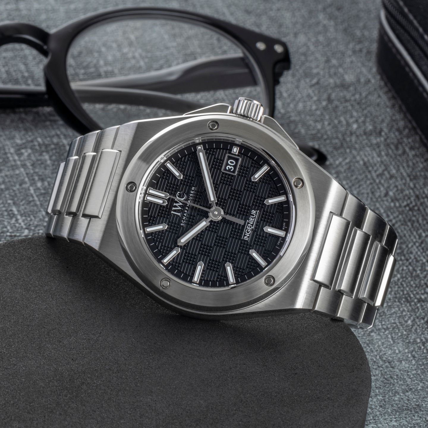 IWC Ingenieur Automatic IW328901 - (2/8)