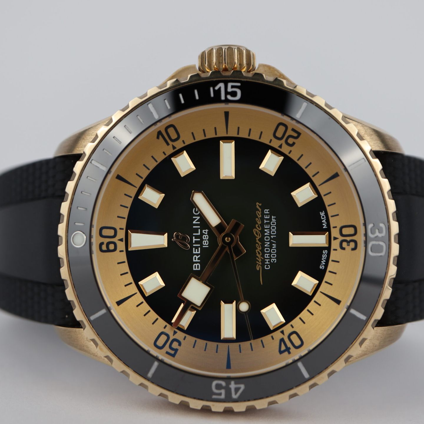 Breitling Superocean 42 N17375201L1S1 (2025) - 42mm Brons (2/8)