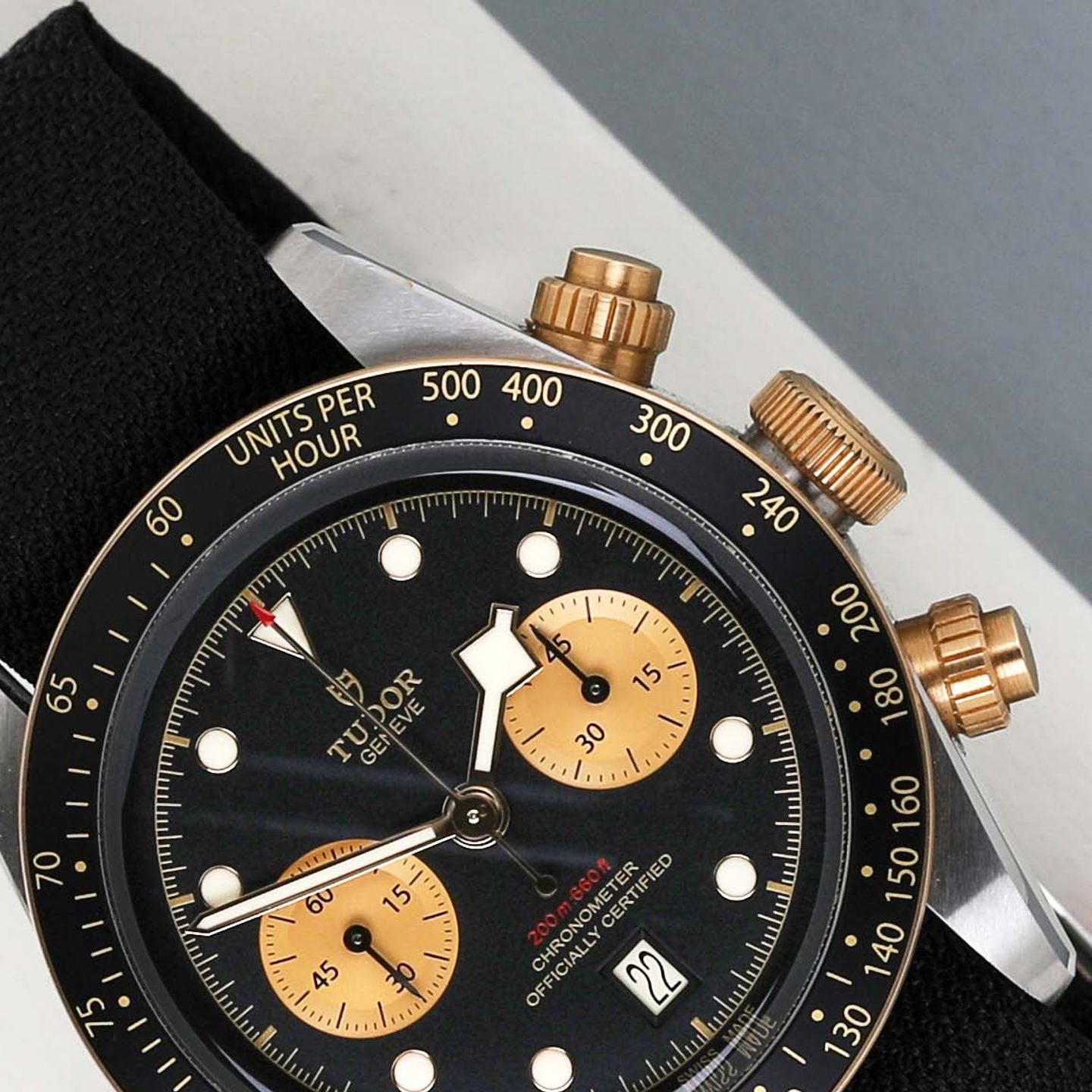 Tudor Black Bay Chrono 79363N (2021) - Zwart wijzerplaat 41mm Goud/Staal (3/8)