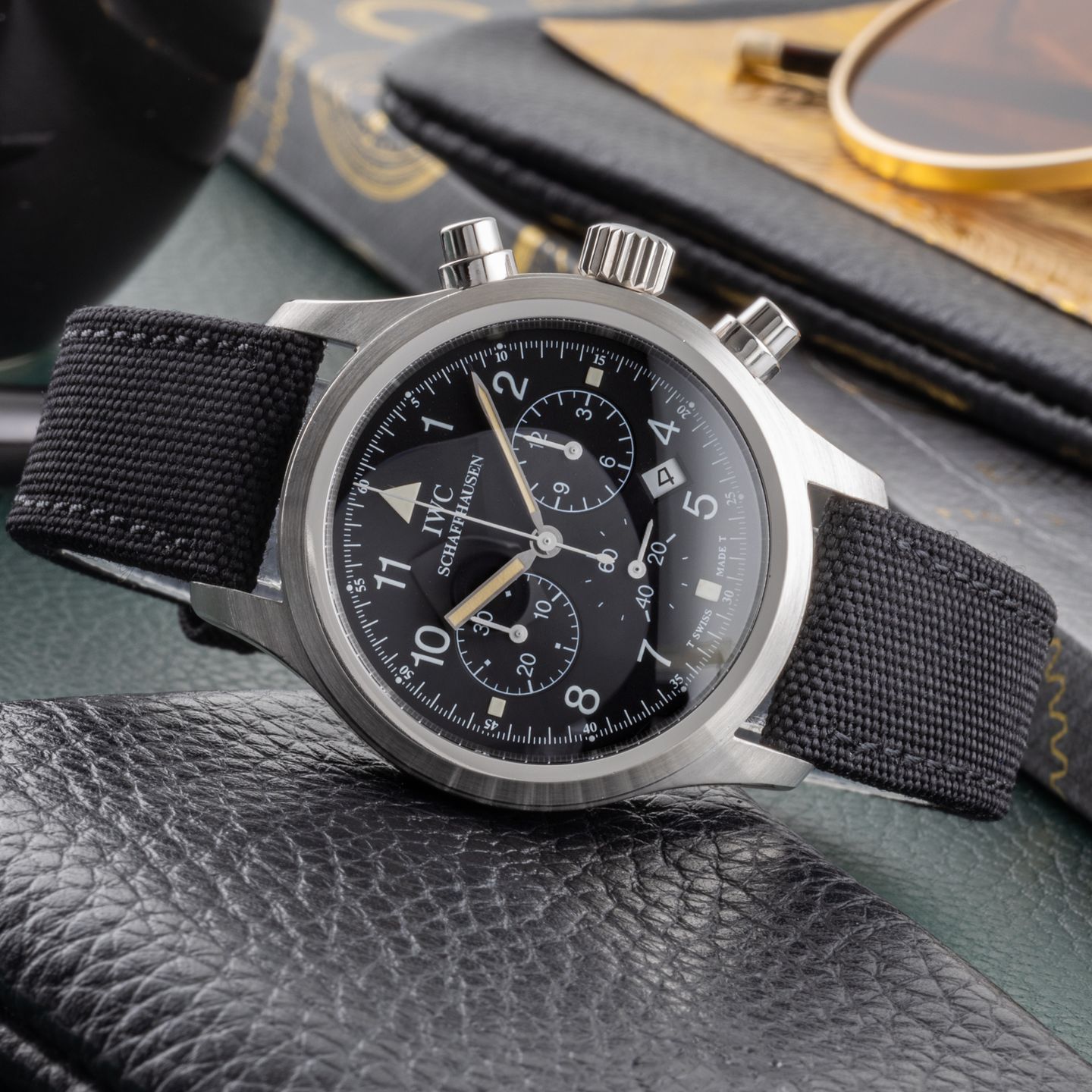 IWC Pilot Chronograph IW374101 (1996) - Zwart wijzerplaat 36mm Staal (2/8)