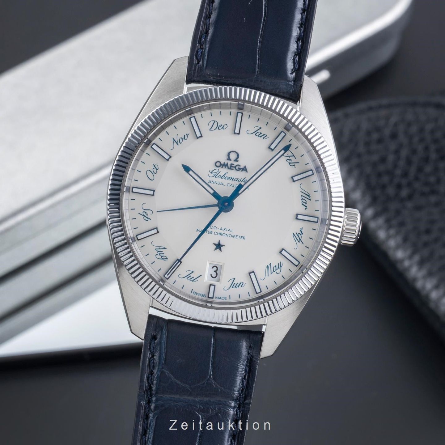 Omega Globemaster 130.33.41.22.02.001 - (1/8)