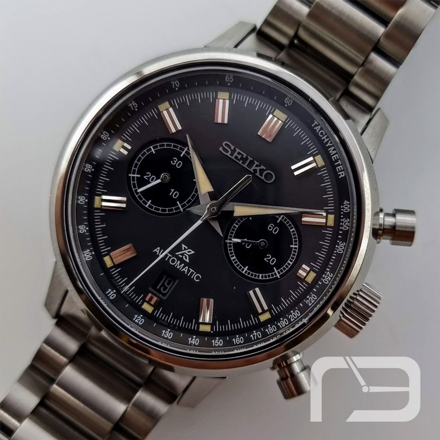 Seiko Prospex SRQ037J1 (2024) - Zwart wijzerplaat 43mm Staal (1/8)