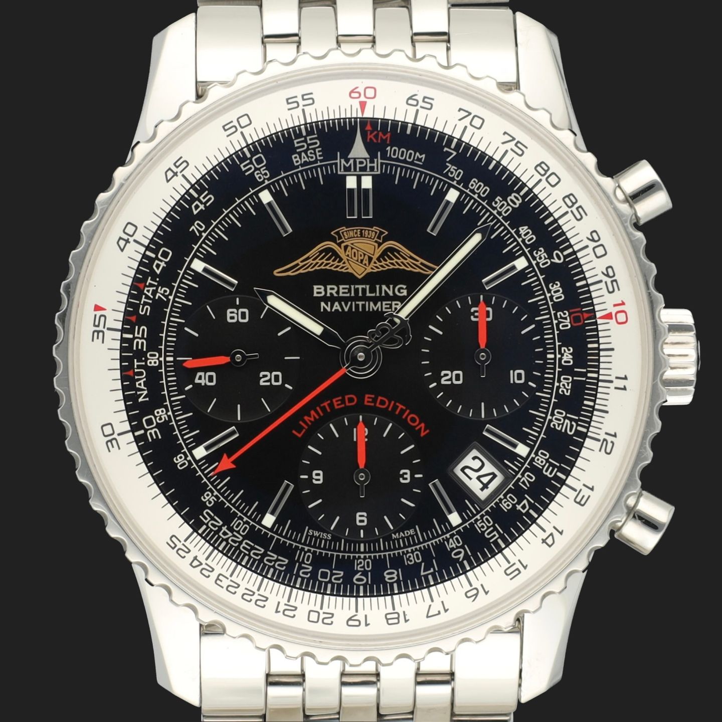 Breitling Navitimer A233225U/BD70 (2016) - Black dial 42 mm Steel case (2/8)