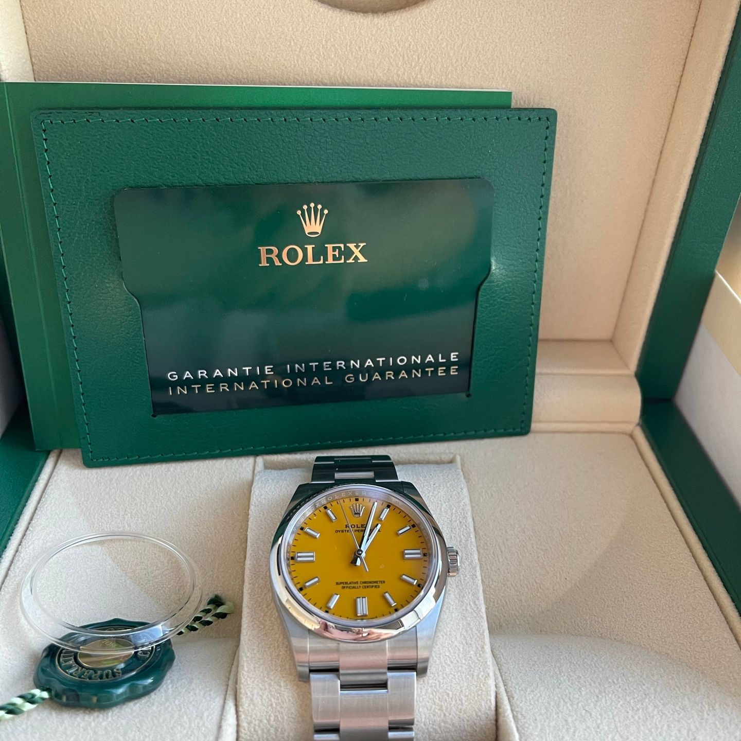 Rolex Oyster Perpetual 36 126000 - (1/6)