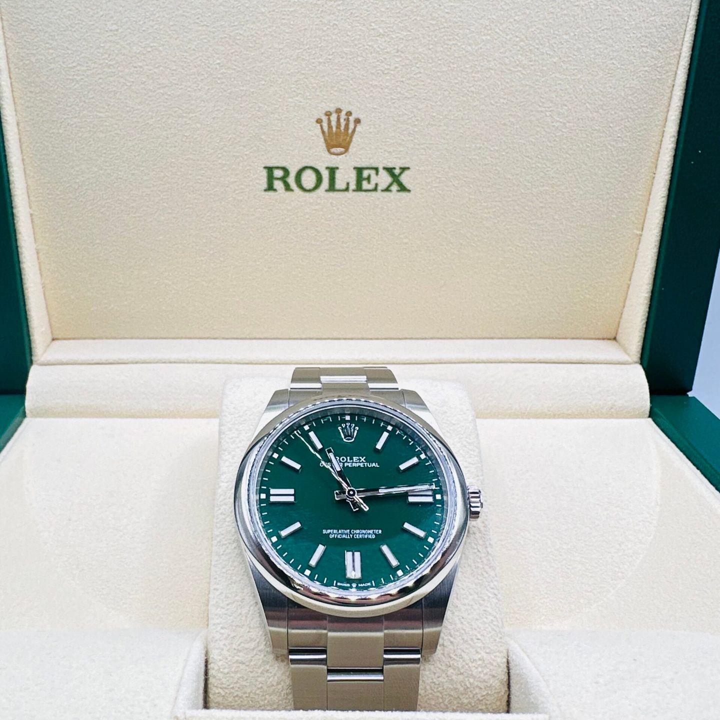 Rolex Oyster Perpetual 41 124300 (2022) - Zilver wijzerplaat 41mm Staal (4/5)