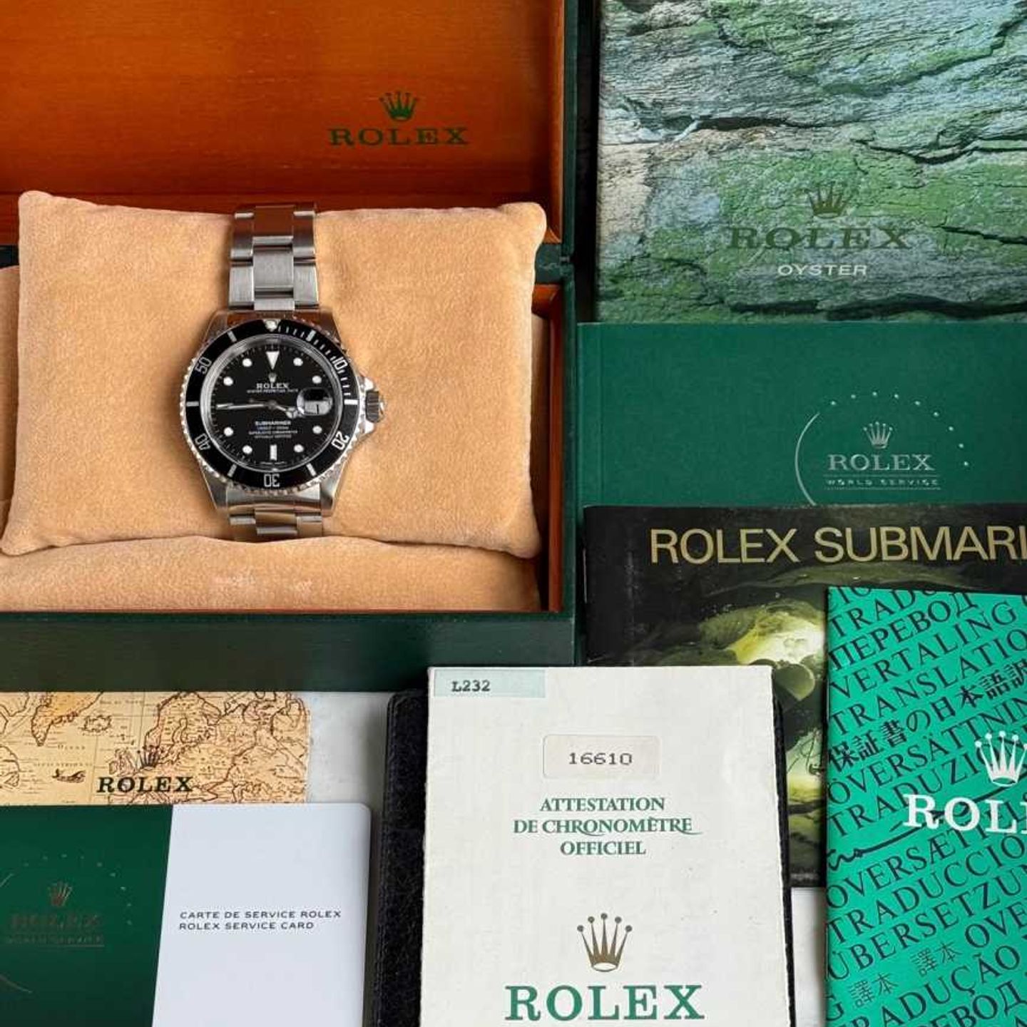 Rolex Submariner Date 16610 (1989) - Zwart wijzerplaat 40mm Staal (3/8)