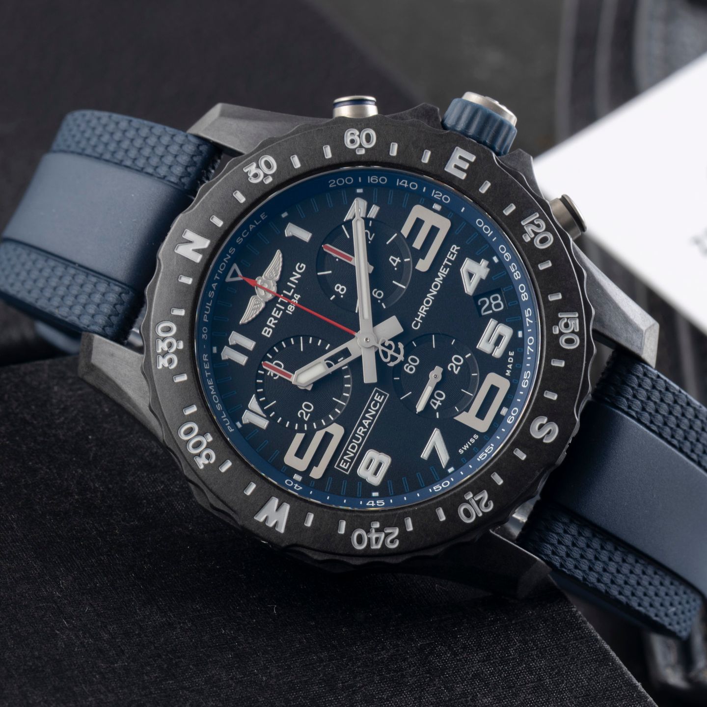 Breitling Endurance Pro X82310D51B1S2 (Onbekend (willekeurig serienummer)) - Zwart wijzerplaat 45mm Plastic (2/8)