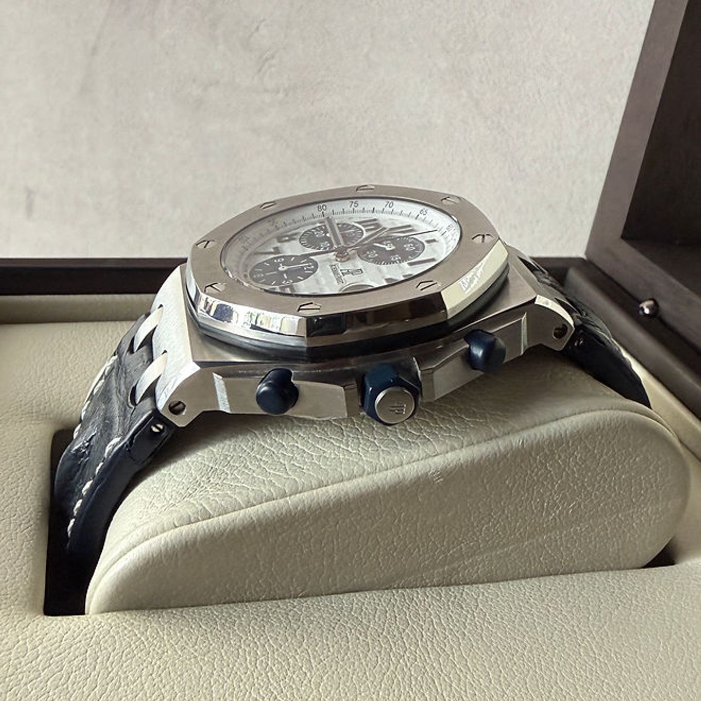 Audemars Piguet Royal Oak Offshore Chronograph Volcano 26170ST.OO.D305CR.01 - (4/7)