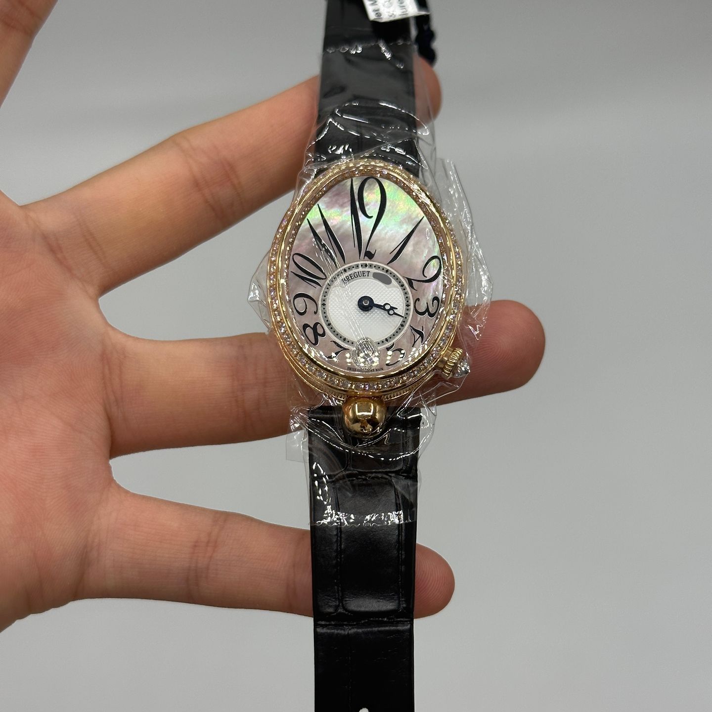 Breguet Reine de Naples 8918BR/5T/964 D00D (2024) - Parelmoer wijzerplaat Onbekend Roségoud (2/5)