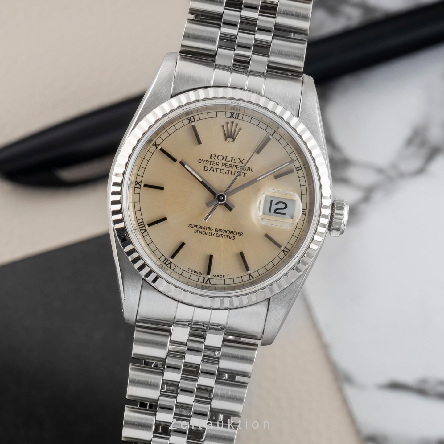 Rolex Datejust 36 16234 (1992) - Beige dial 36 mm Steel case (1/8)