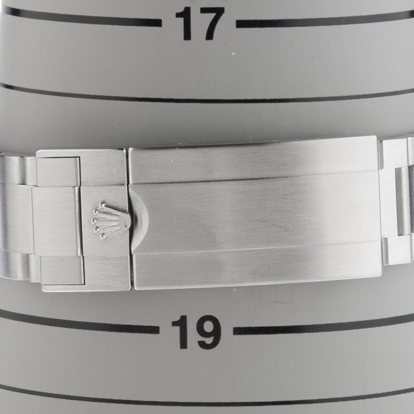 Rolex Explorer 214270 (2010) - Black dial 39 mm Steel case (8/8)