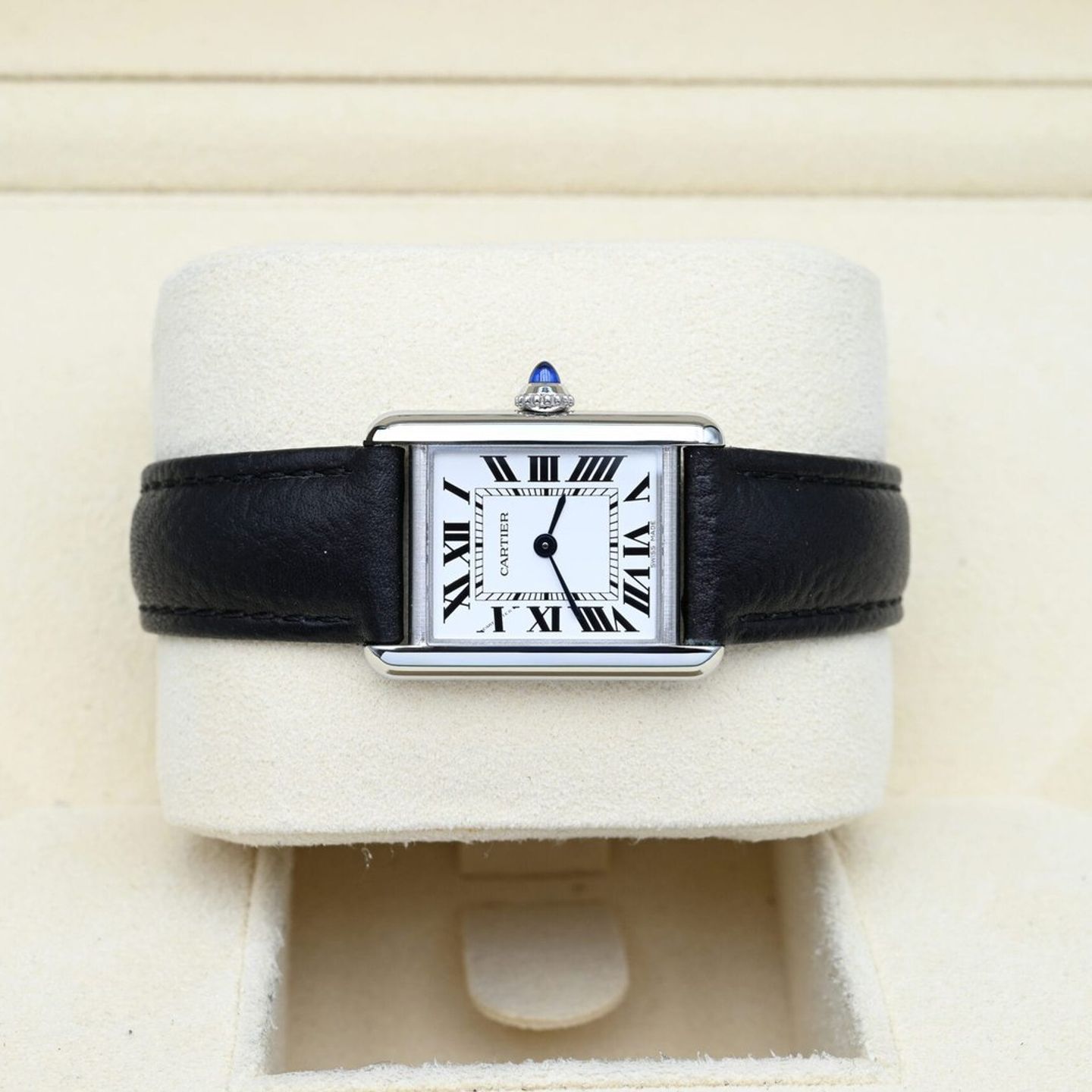 Cartier Tank WSTA0042 (2022) - White dial 30 mm Steel case (5/8)