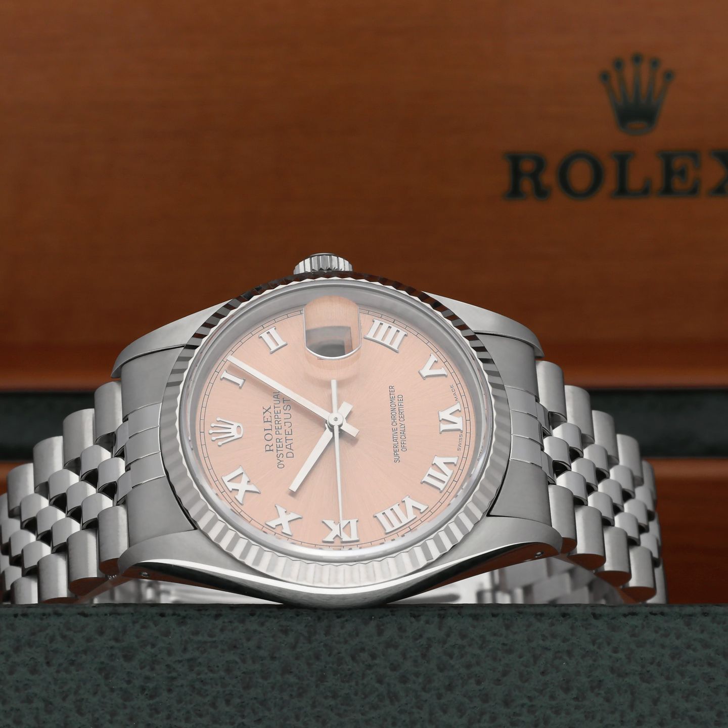 Rolex Datejust 36 16234 (1993) - Roze wijzerplaat 36mm Staal (3/8)