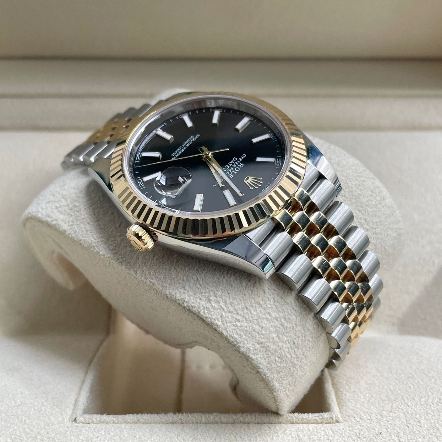 Rolex Datejust 41 126333 (2019) - Zwart wijzerplaat 41mm Goud/Staal (4/6)