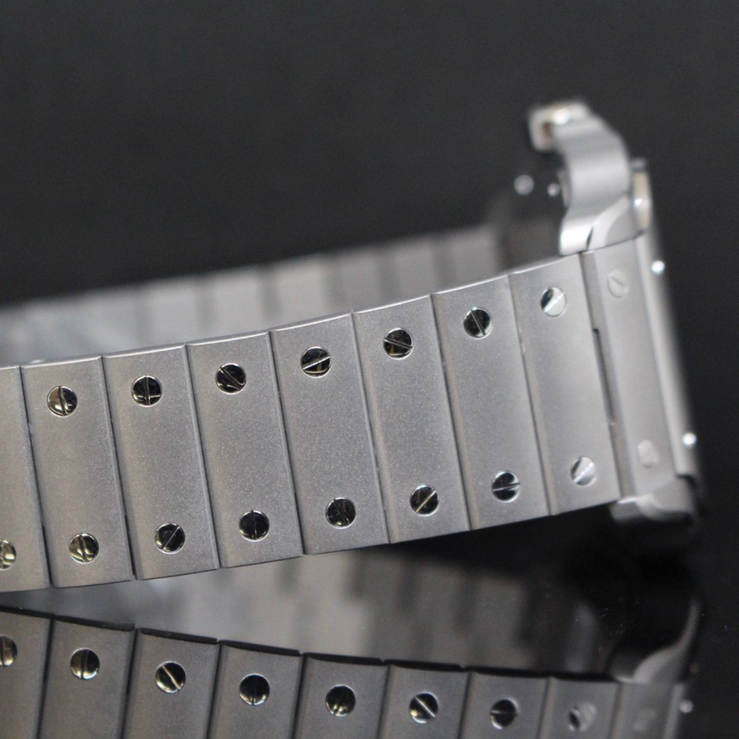 Cartier Santos WSSA0089 (2025) - White dial 40 mm Titanium case (7/7)