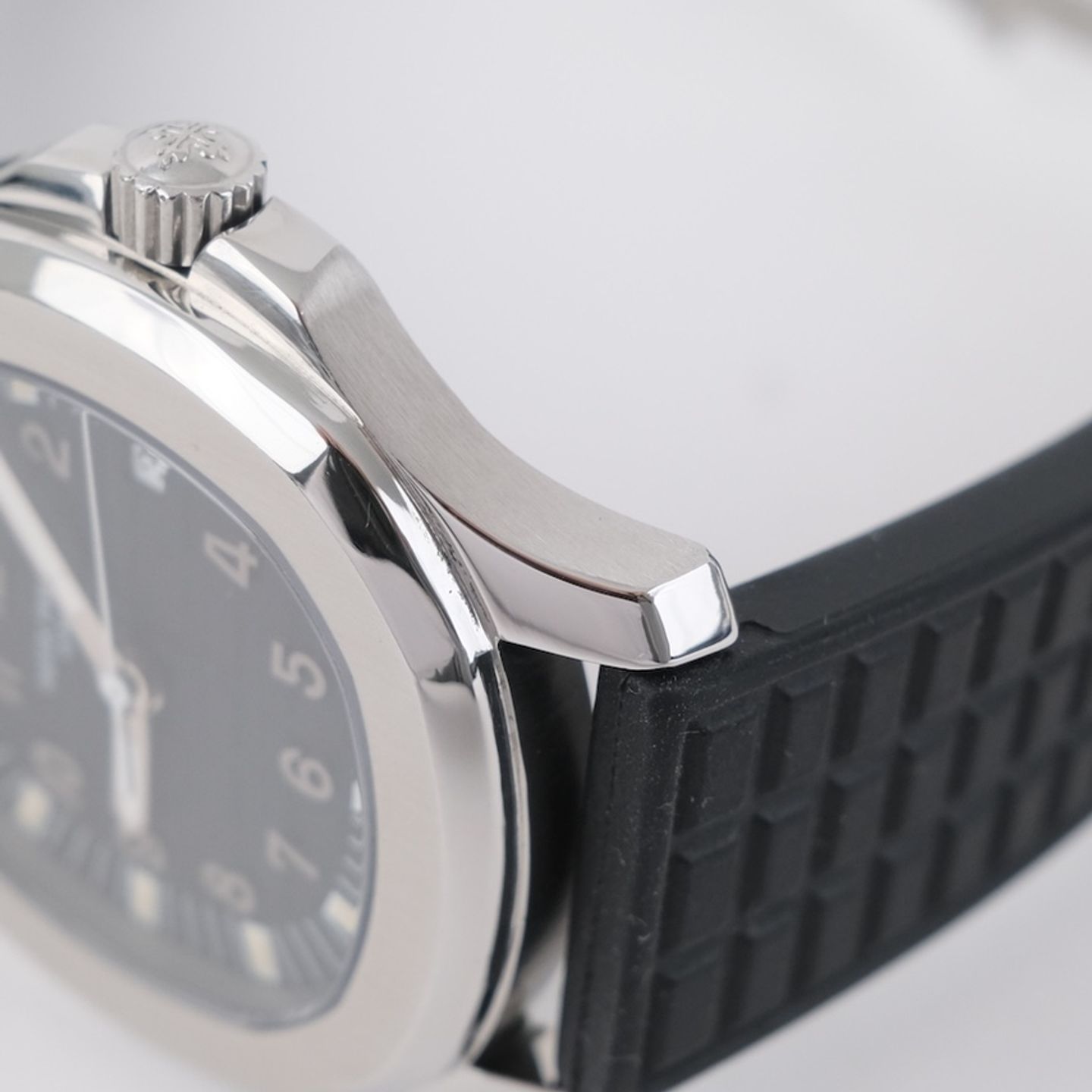 Patek Philippe Aquanaut 5064 - (4/8)