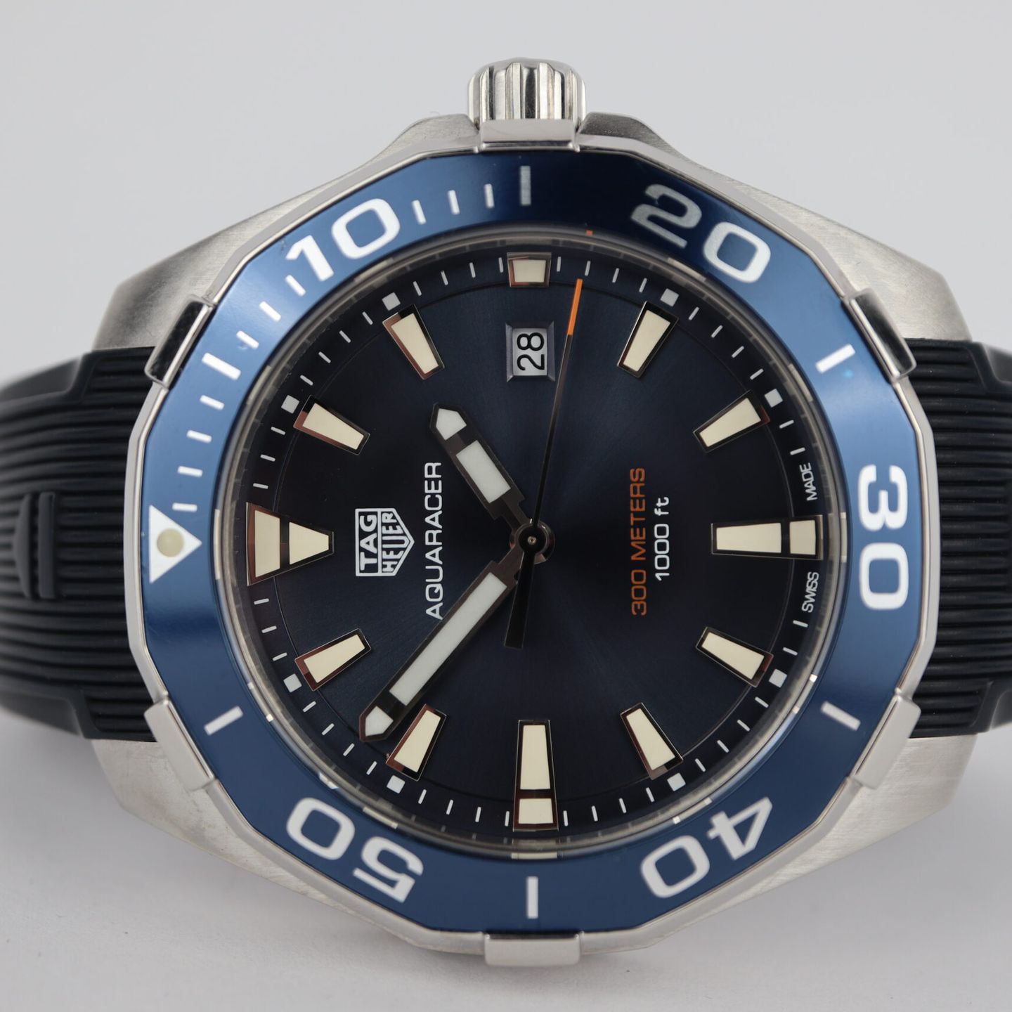 TAG Heuer Aquaracer WAY101C (2022) - 43mm Staal (2/8)