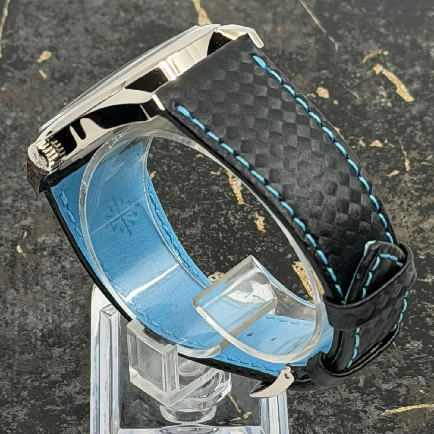 Patek Philippe Calatrava 6007G-011 (2026) - Black dial 40 mm White Gold case (8/8)