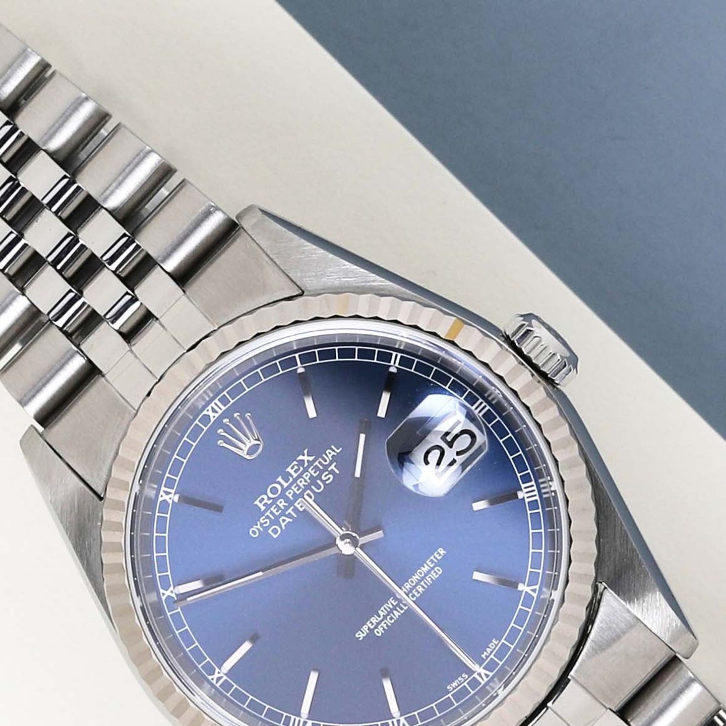 Rolex Datejust 36 16234 (2001) - Blauw wijzerplaat 36mm Staal (3/8)