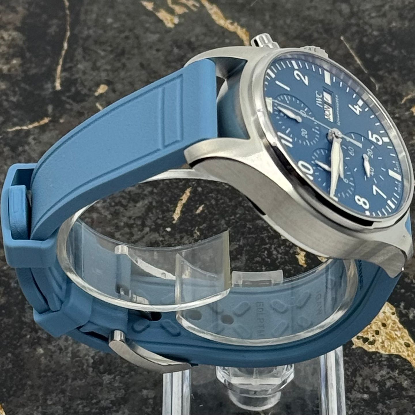 IWC Pilot Chronograph Top Gun Miramar IW388117 (2025) - Blue dial 41 mm Steel case (6/8)