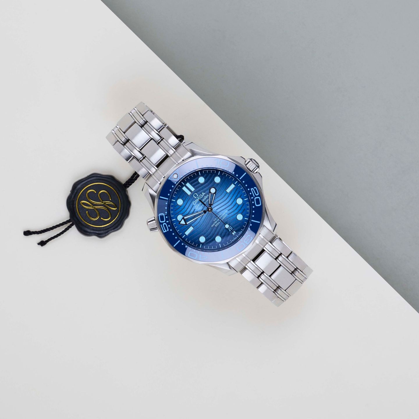 Omega Seamaster Diver 300 M 210.30.42.20.03.003 - (2/8)