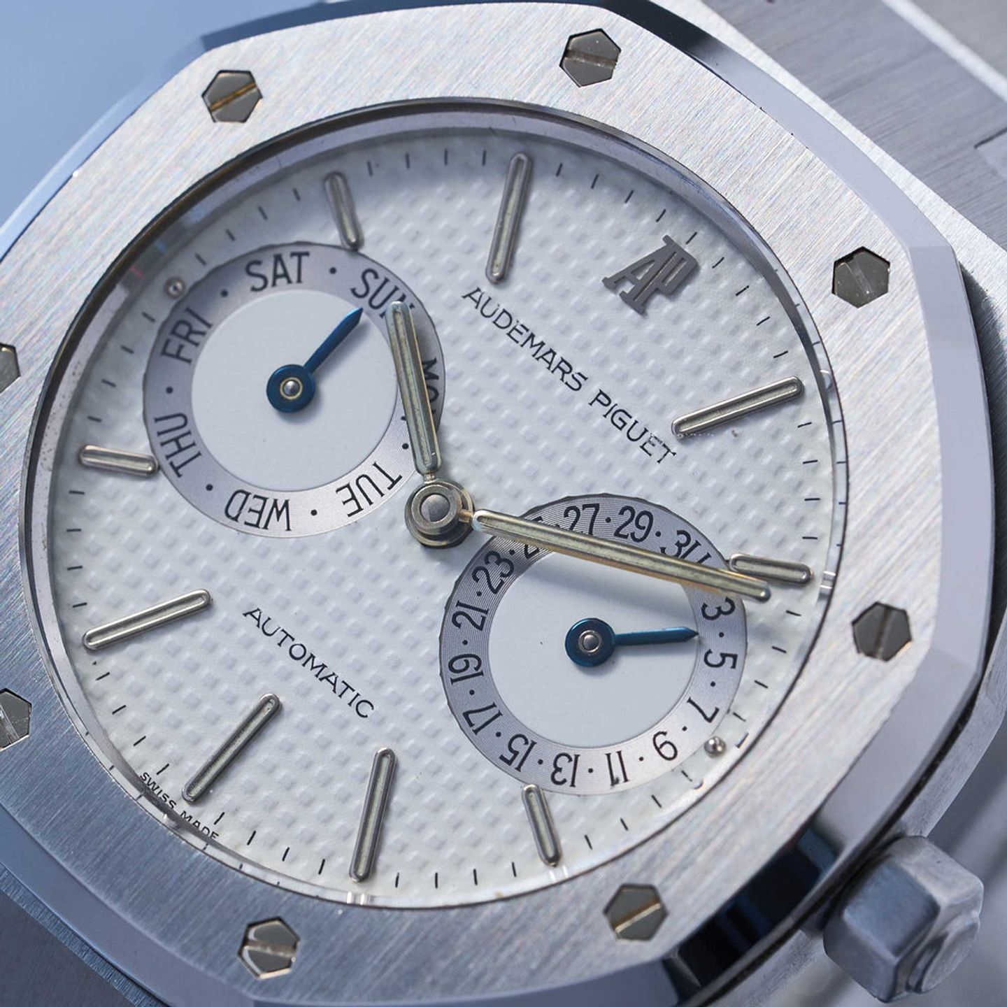 Audemars Piguet Royal Oak Day-Date 25572ST - (2/6)
