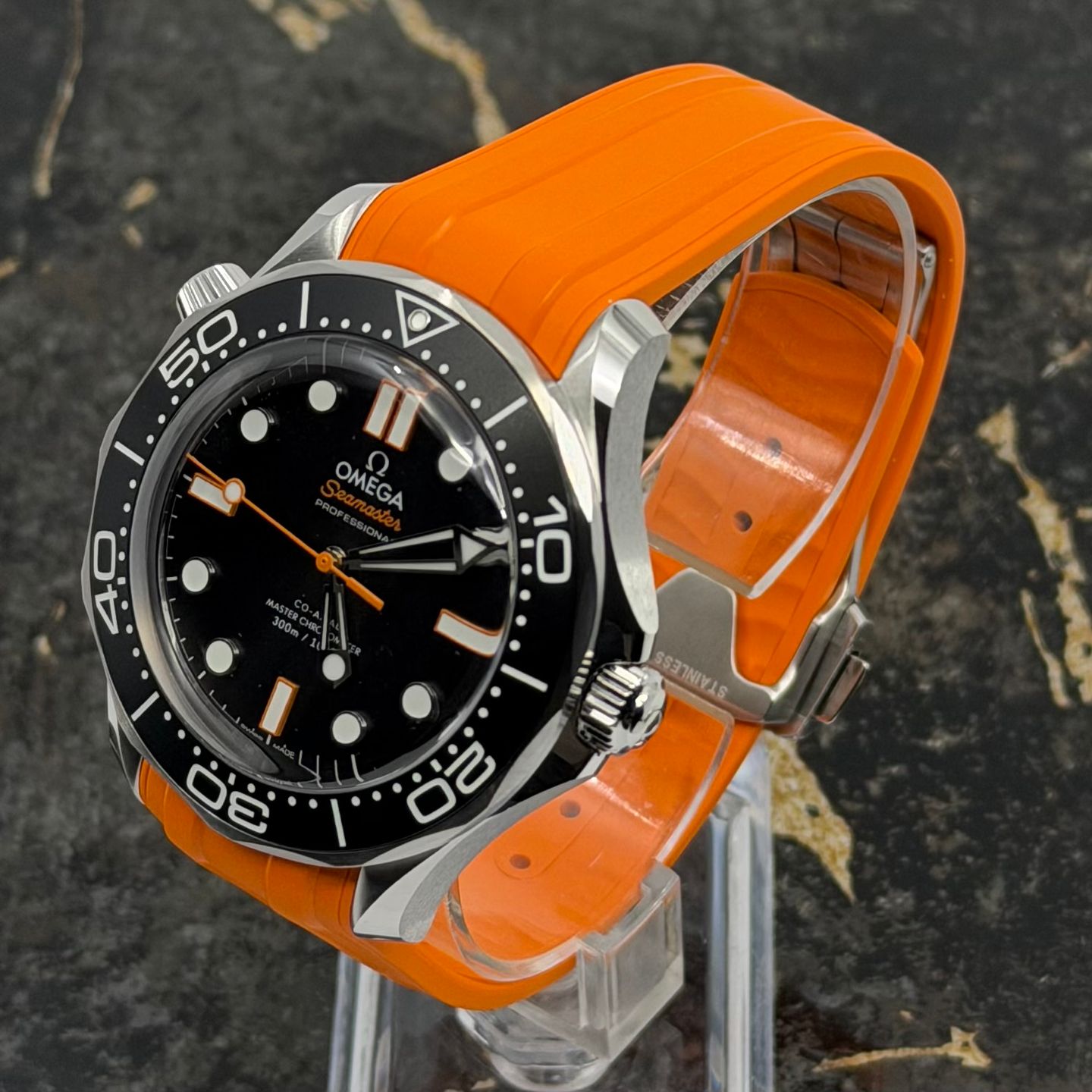 Omega Seamaster Diver 300 M 210.32.42.20.01.006 - (4/8)