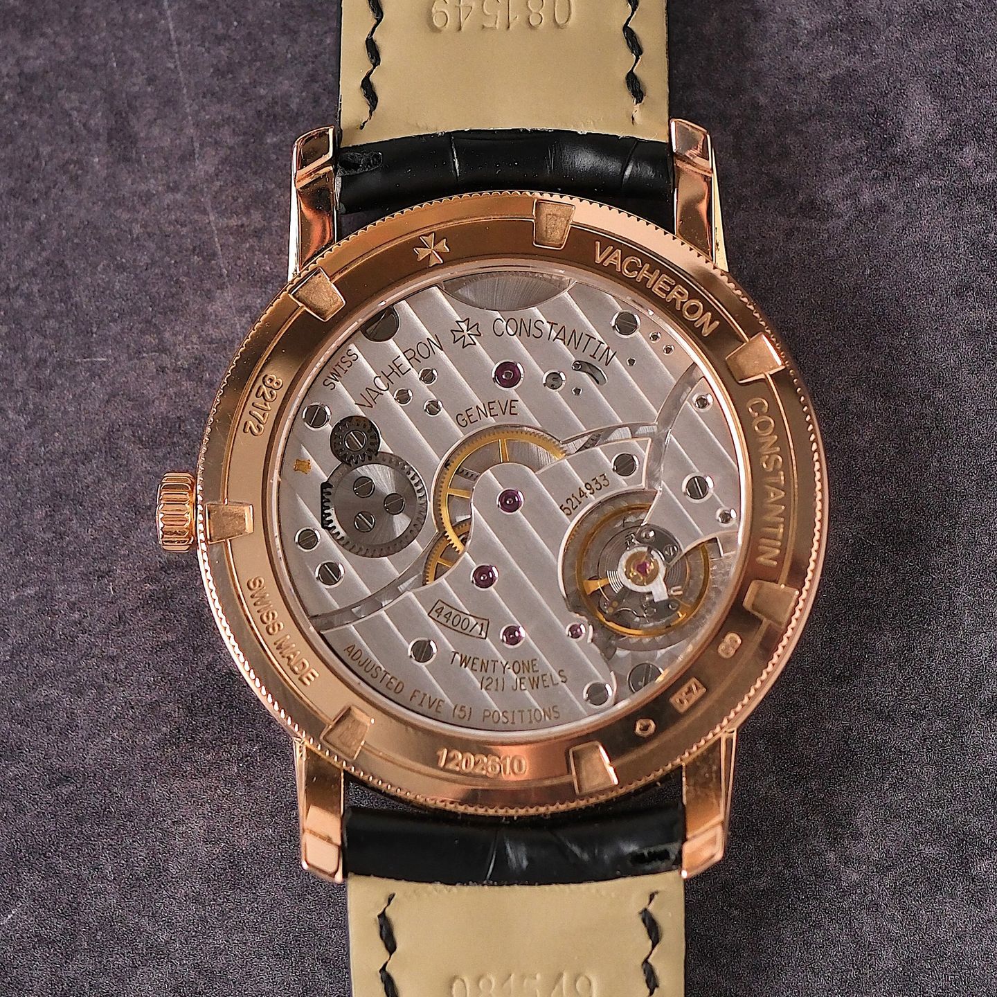 Vacheron Constantin Traditionnelle 82172/000R-9382 (Unknown (random serial)) - Silver dial 38 mm Rose Gold case (6/7)