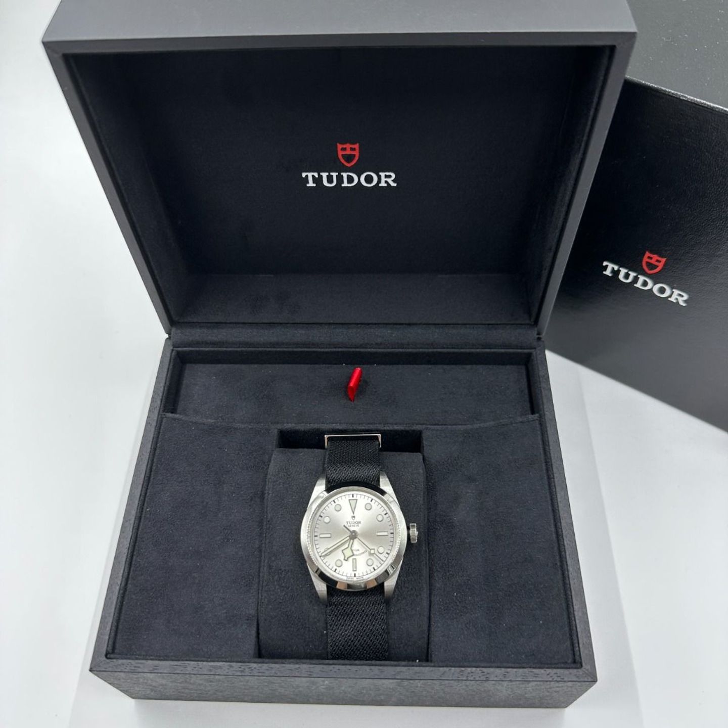 Tudor Black Bay 36 79500-0014 - (2/8)