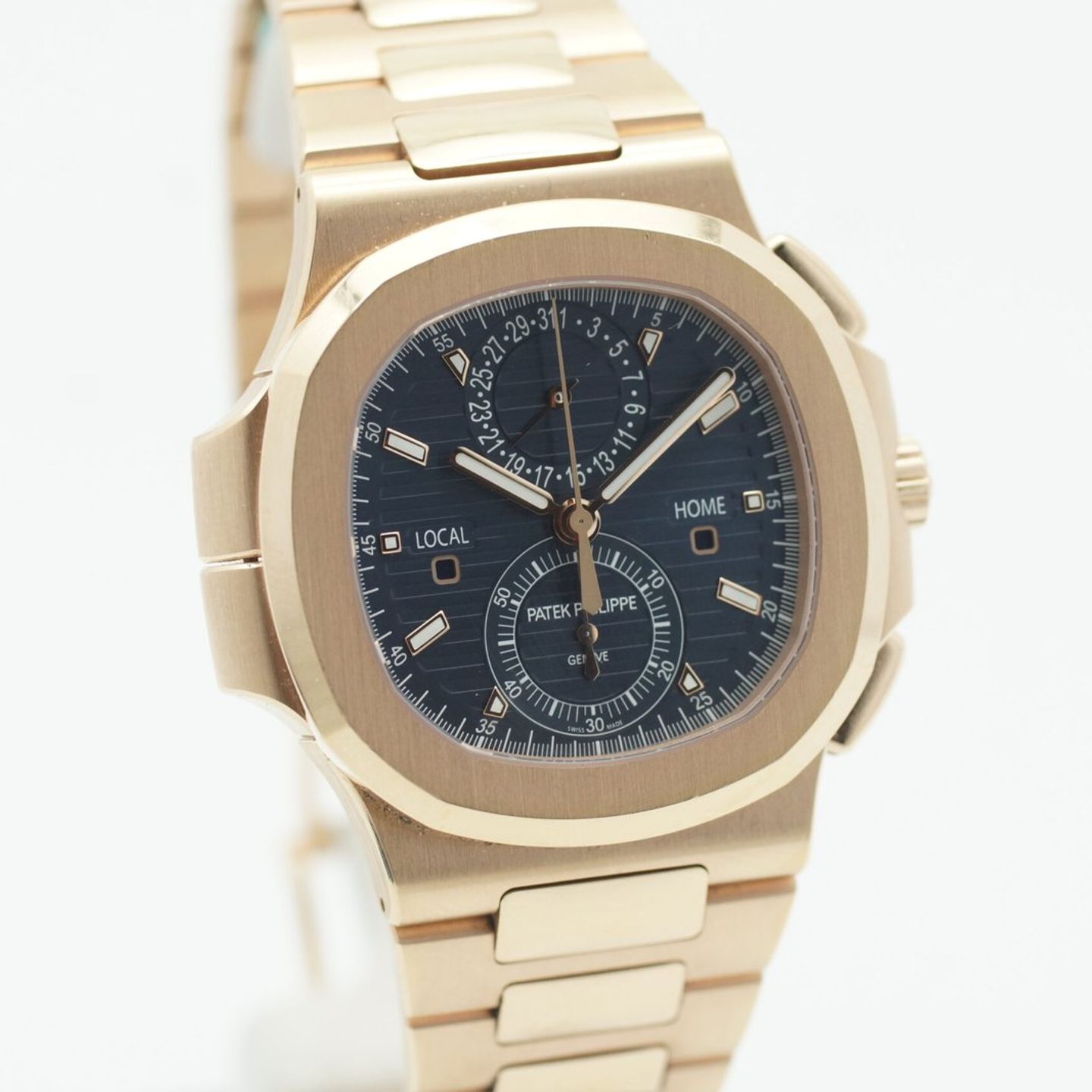 Patek Philippe Nautilus 5990 (2021) - Black dial 41 mm Steel case (6/8)