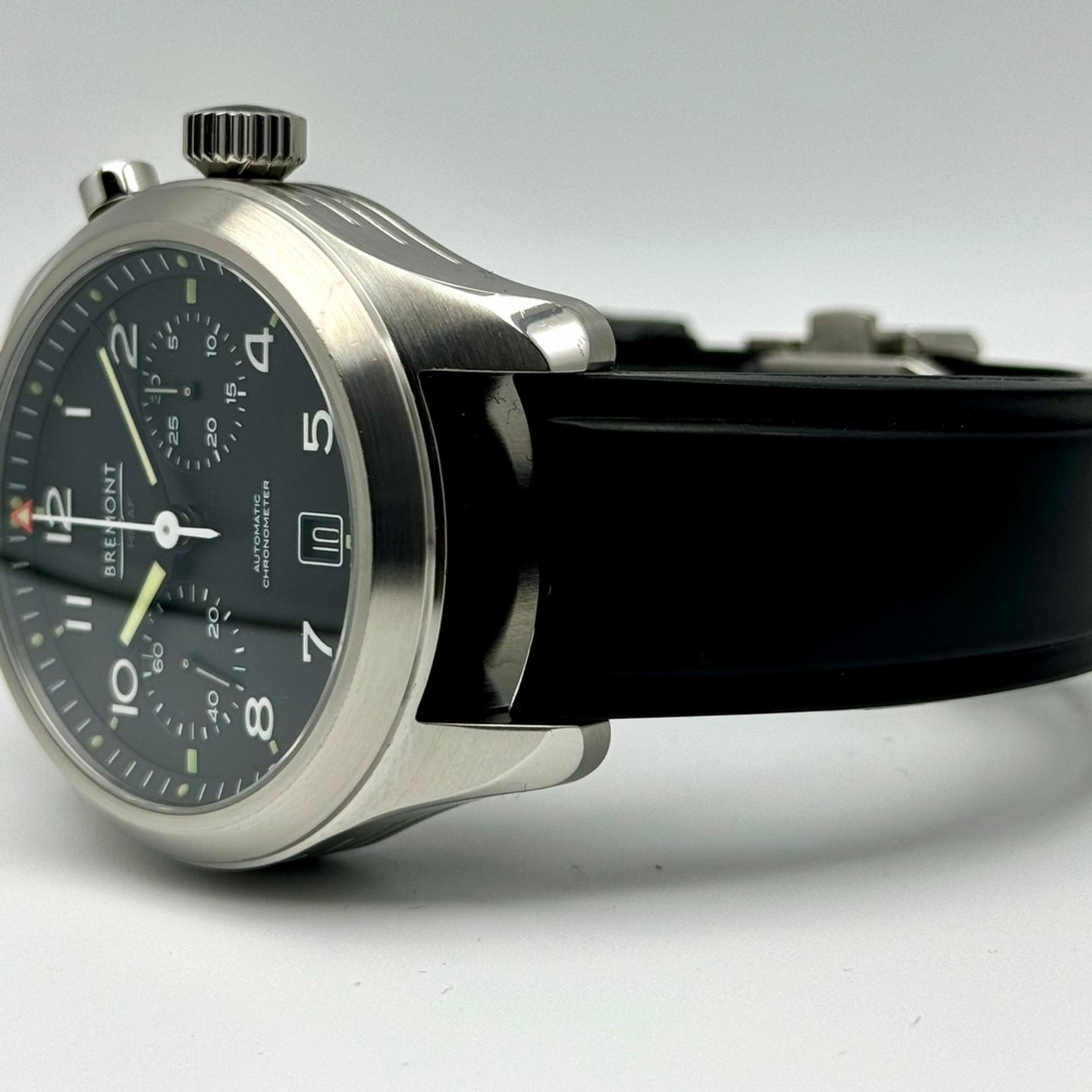 Bremont Unknown BR111 (Unknown (random serial)) - Black dial 42 mm Steel case (20/20)