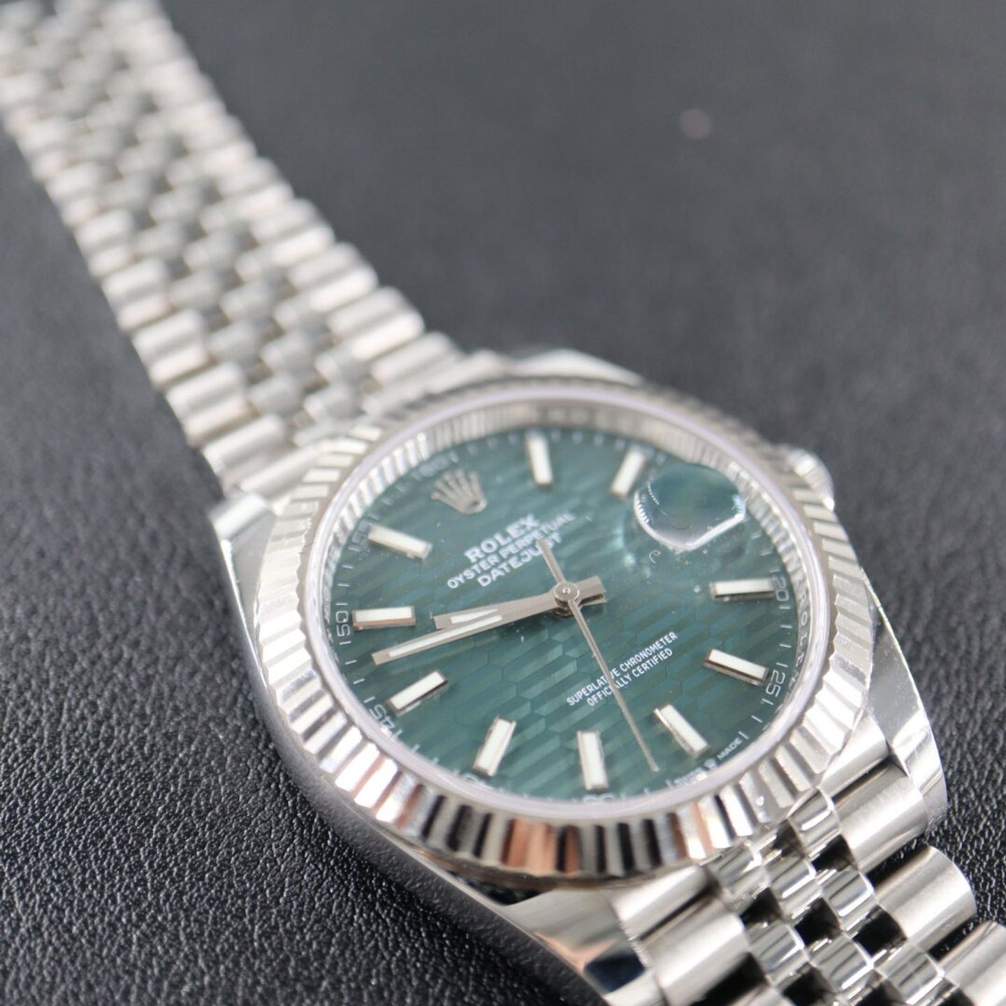 Rolex Datejust 41 126334 (2022) - Green dial 41 mm Steel case (4/7)