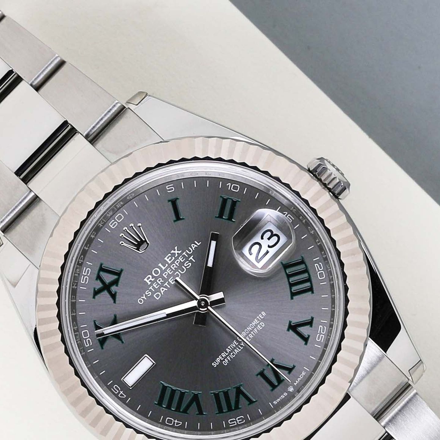 Rolex Datejust 41 126334 (2024) - Grijs wijzerplaat 41mm Staal (3/8)