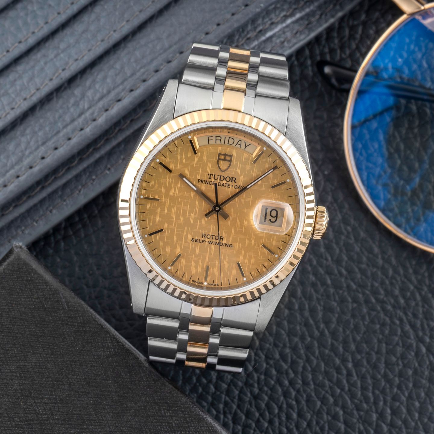 Tudor Prince Date 76213 - (1/8)