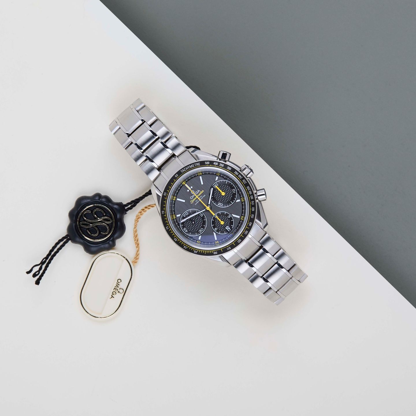 Omega Speedmaster Racing 326.30.40.50.06.001 (2018) - Grijs wijzerplaat 40mm Staal (2/8)