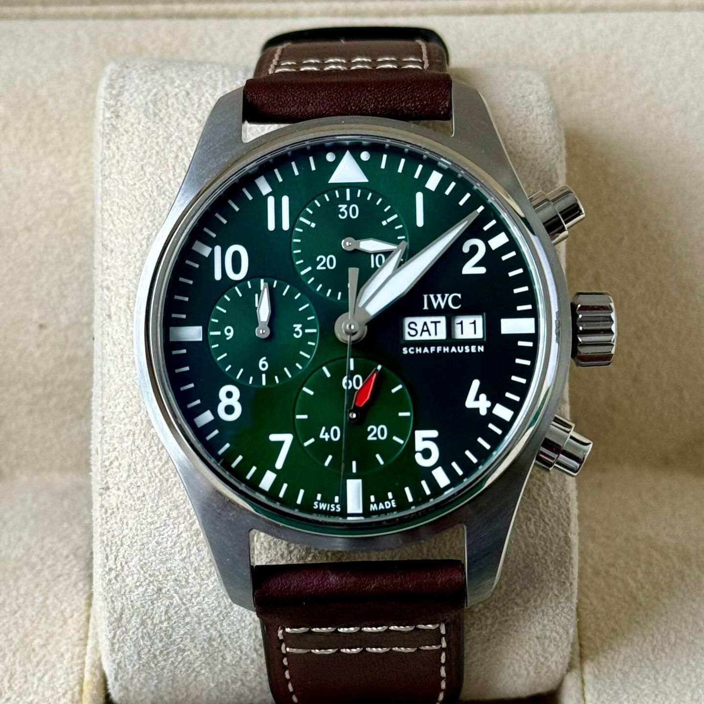 IWC Pilot Chronograph IW388103 (2024) - Green dial 41 mm Steel case (2/7)