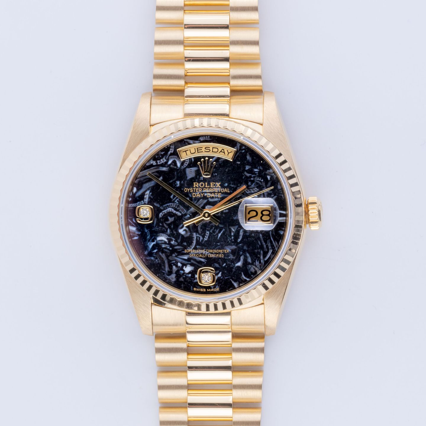 Rolex Day-Date 36 18238 (1990) - Black dial 36 mm Yellow Gold case (3/8)