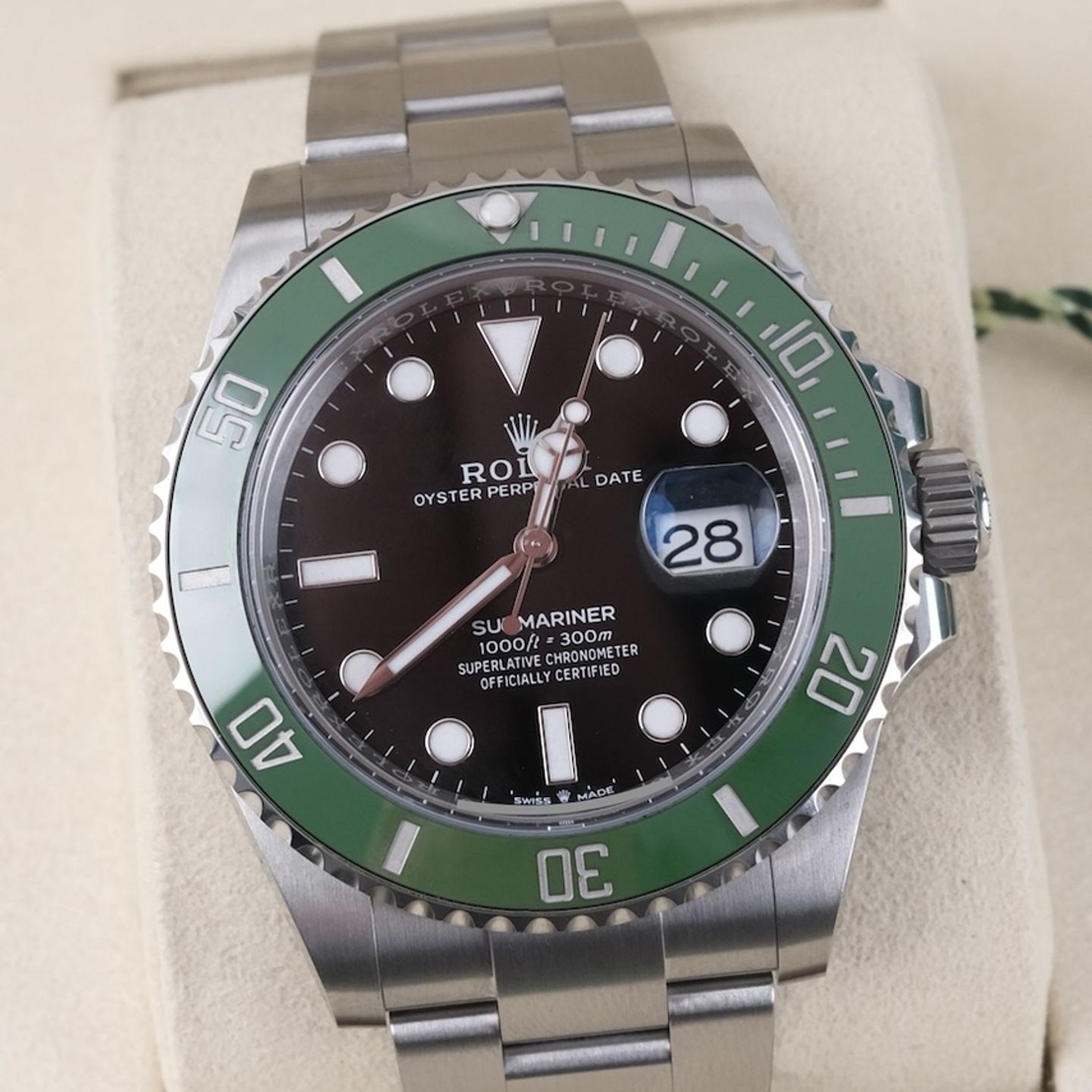 Rolex Submariner Date 126610LV - (2/8)