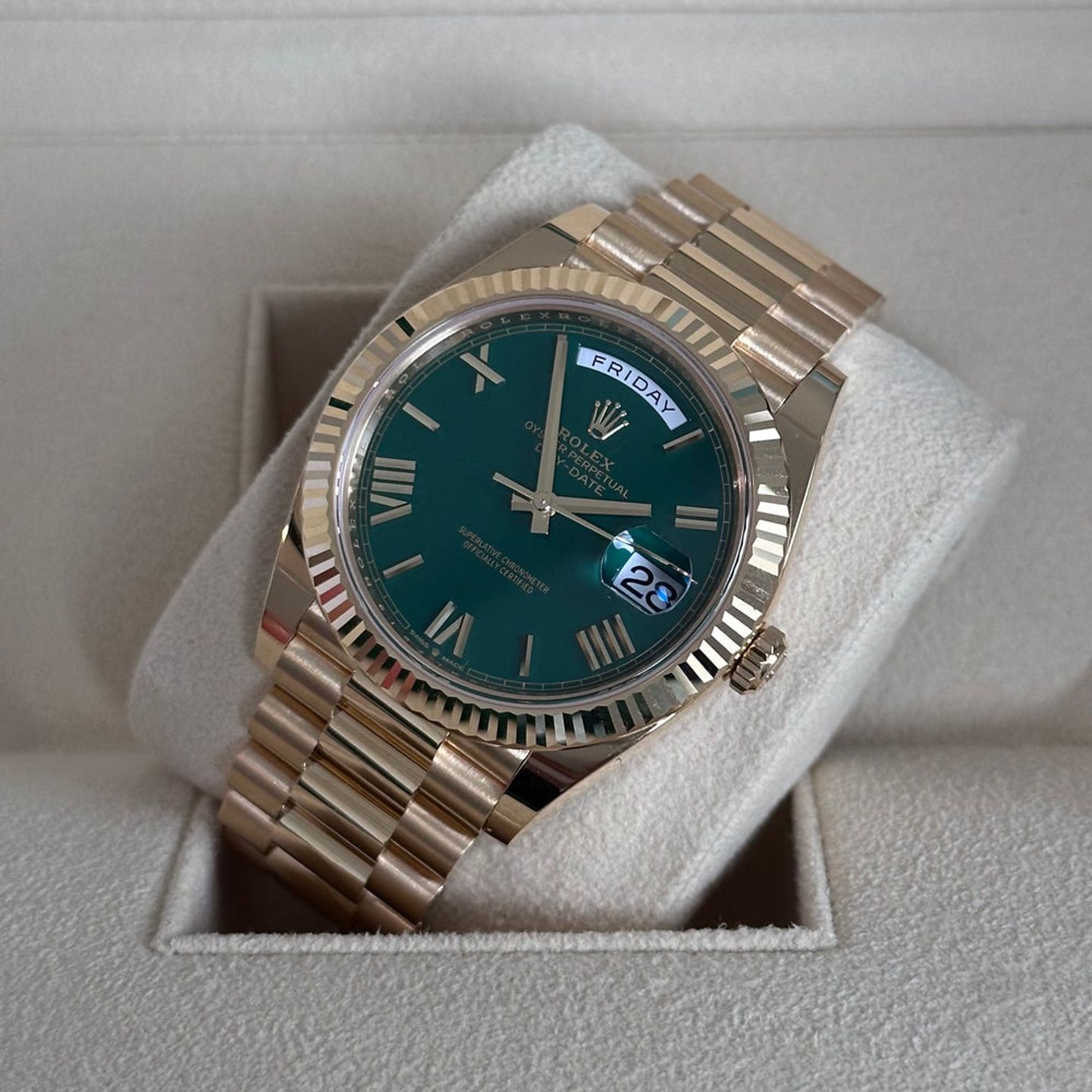 Rolex Day-Date 40 228238 (2025) - Green dial 40 mm Yellow Gold case (3/5)