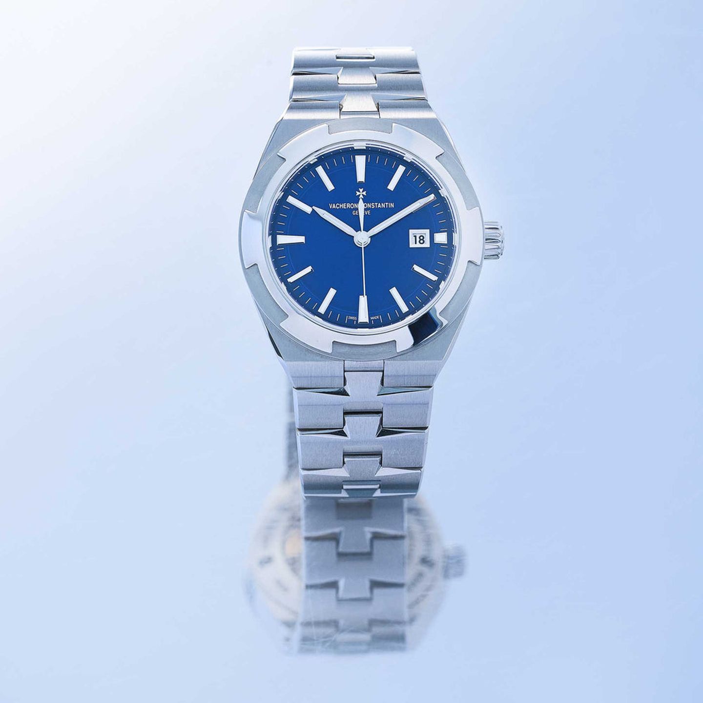Vacheron Constantin Overseas 4600V/200A-B980 - (1/14)