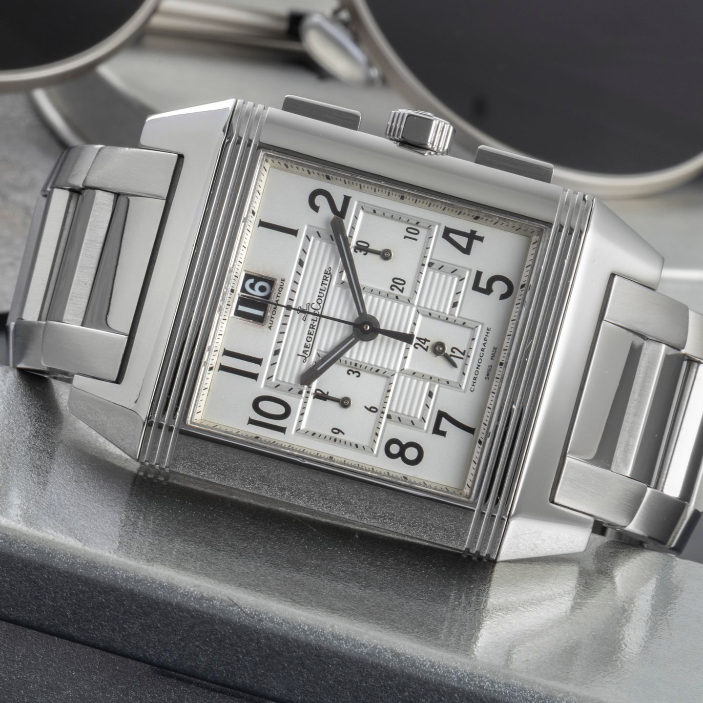 Jaeger-LeCoultre Reverso Squadra Chronograph GMT Q7018120 - (2/8)