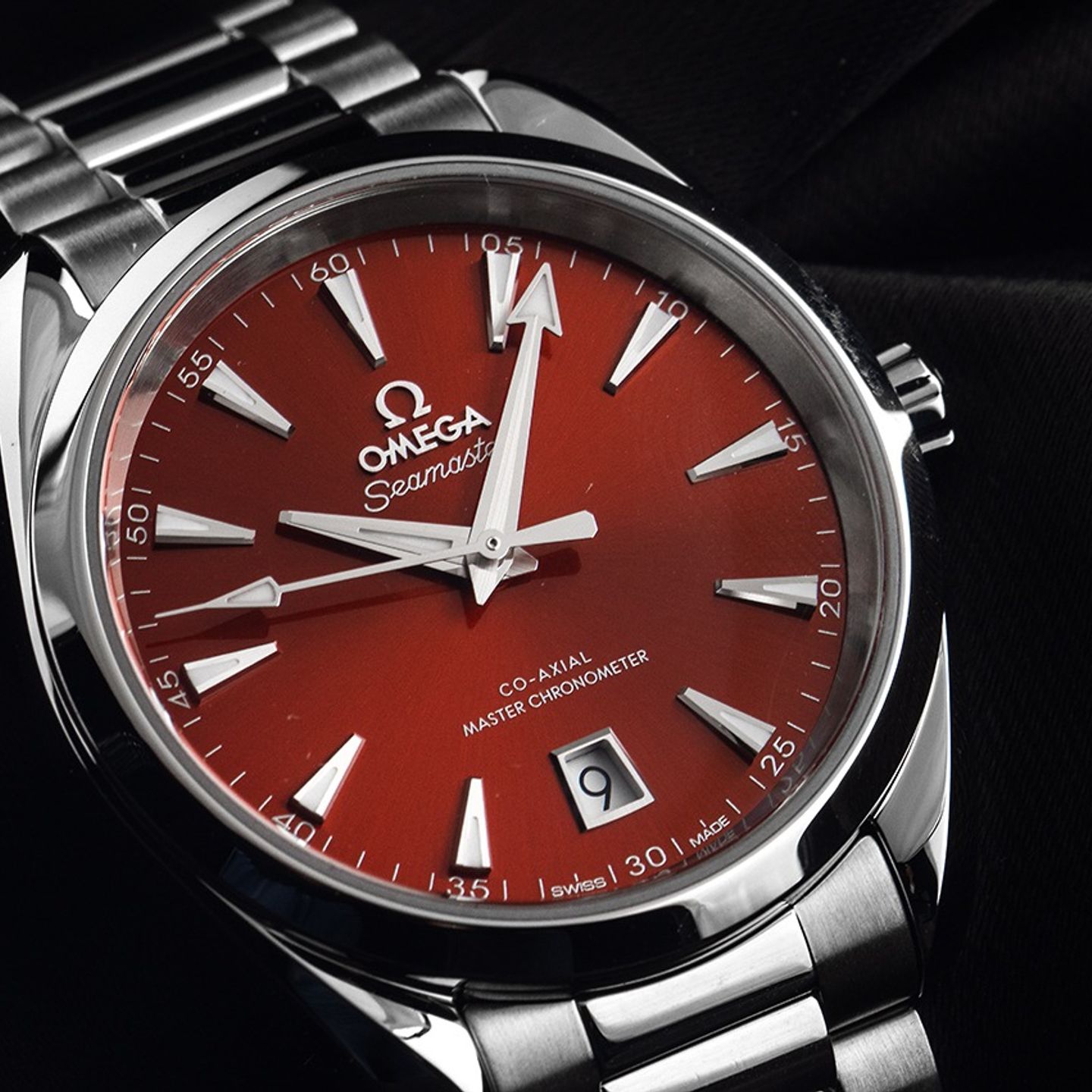 Omega Seamaster Aqua Terra 220.10.38.20.13.003 (2025) - Bruin wijzerplaat 38mm Staal (3/7)