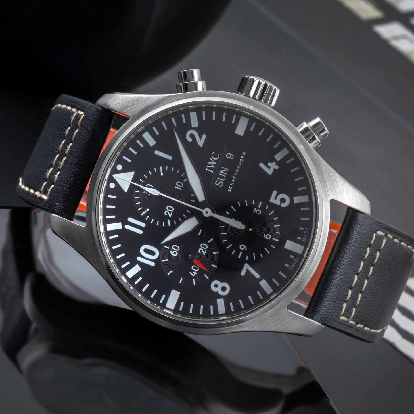 IWC Pilot Chronograph IW377709 (Onbekend (willekeurig serienummer)) - Zwart wijzerplaat 43mm Staal (2/8)